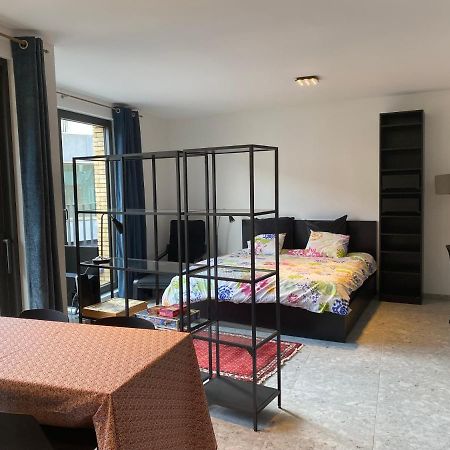 Studio Near Shopping K In K New Bright And Central Kortrijk Exterior photo